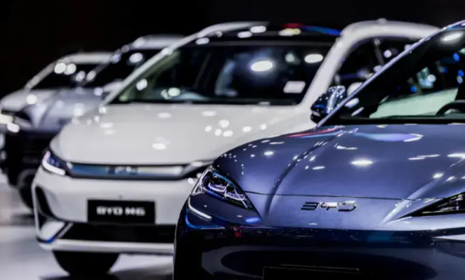 Electric & Hybrid Vehicles